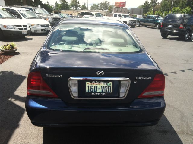 2004 Suzuki Verona Open-top