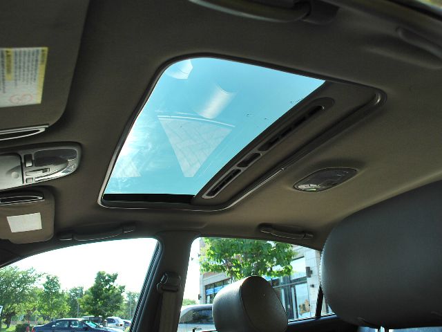 2004 Suzuki Verona Open-top