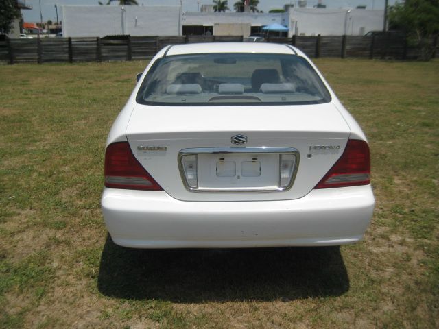 2004 Suzuki Verona XR