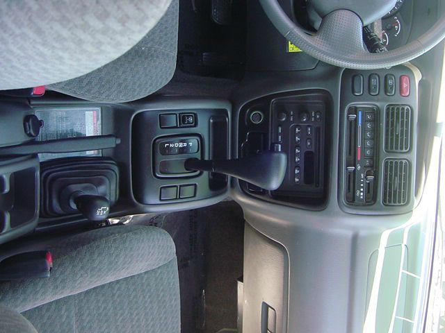 2003 Suzuki Vitara Volante S