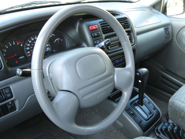 2003 Suzuki Vitara Volante S
