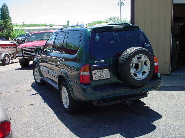 2002 Suzuki XL-7 Unknown