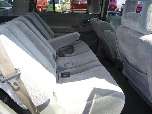 2002 Suzuki XL-7 2 Dr SC2 Coupe