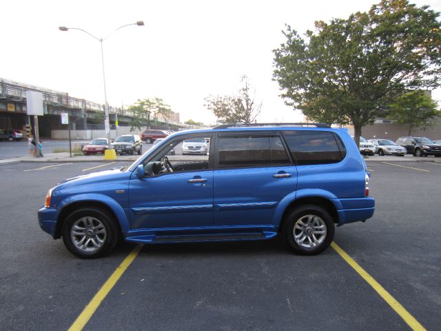 2004 Suzuki XL-7 1500 HEMI CREW