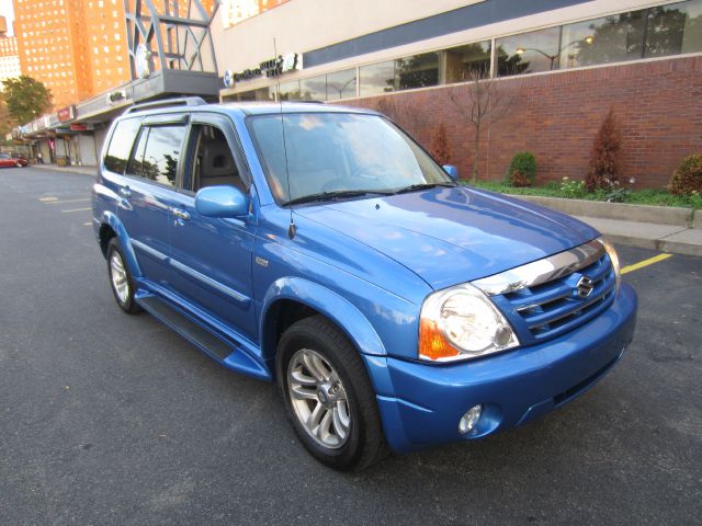 2004 Suzuki XL-7 1500 HEMI CREW