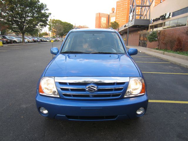 2004 Suzuki XL-7 1500 HEMI CREW