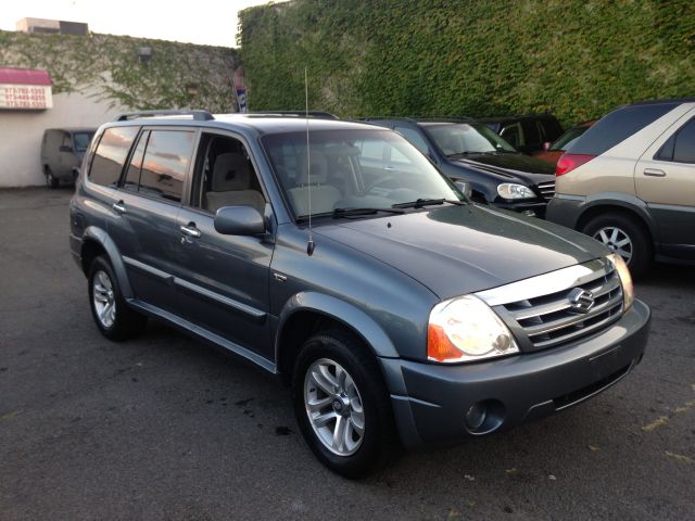 2004 Suzuki XL-7 SWB SL
