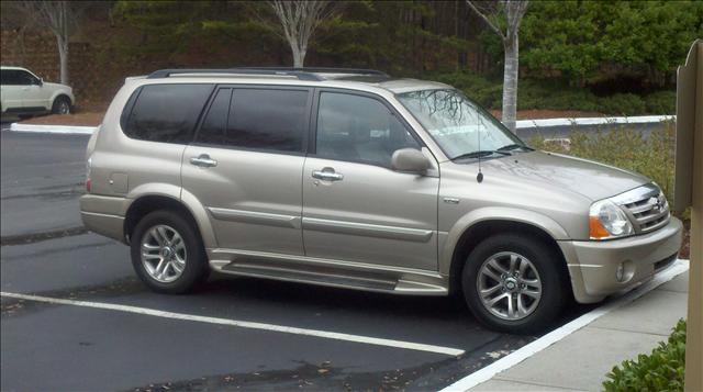 2004 Suzuki XL-7 Unknown