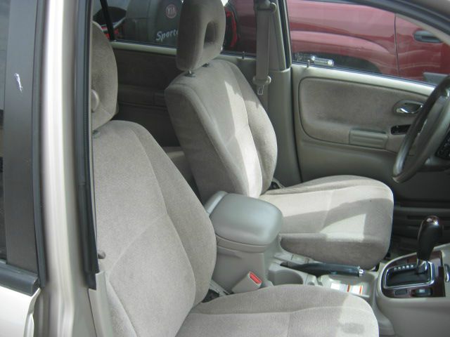 2004 Suzuki XL-7 LS Truck