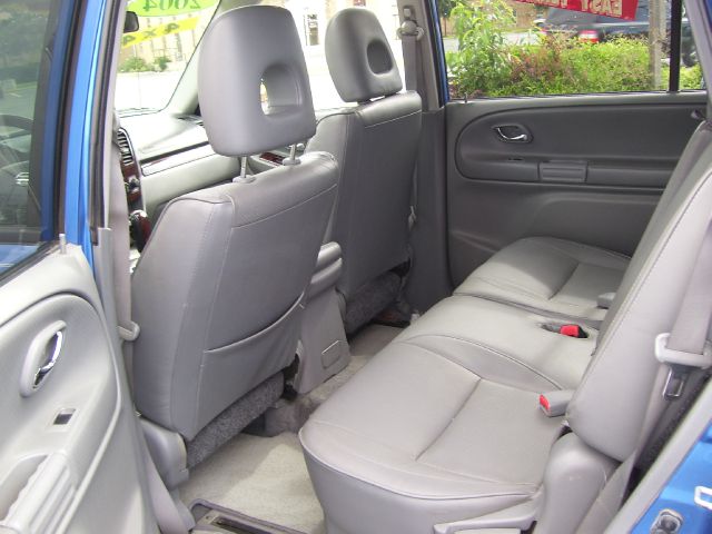 2004 Suzuki XL-7 LS Truck