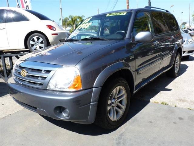 2005 Suzuki XL-7 Elk Conversion Van