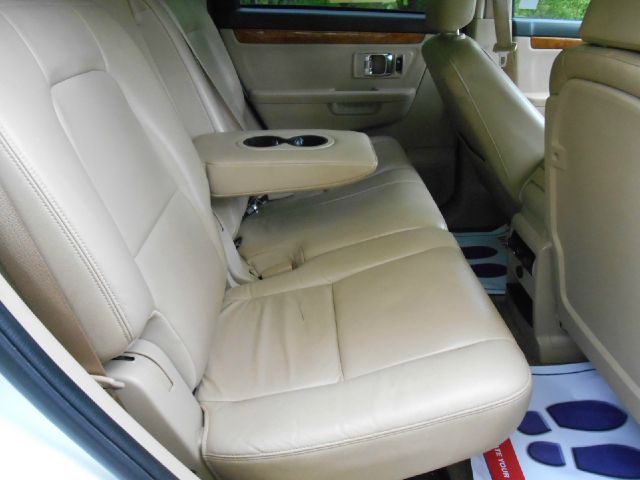 2007 Suzuki XL-7 Custom / Air Bagged