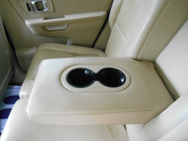 2007 Suzuki XL-7 Custom / Air Bagged