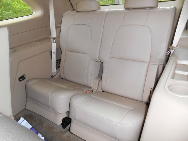 2007 Suzuki XL-7 Custom / Air Bagged