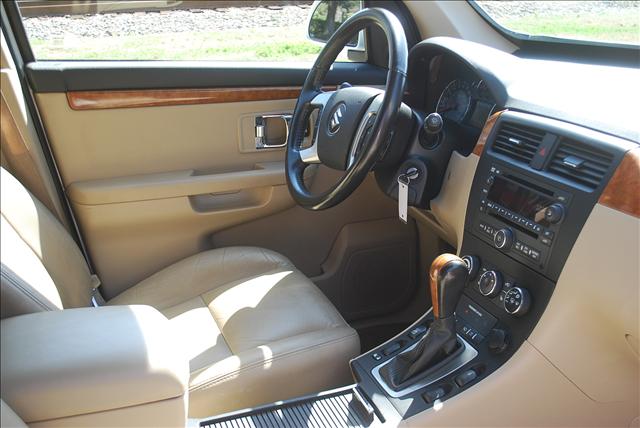 2007 Suzuki XL-7 4dr SES Van