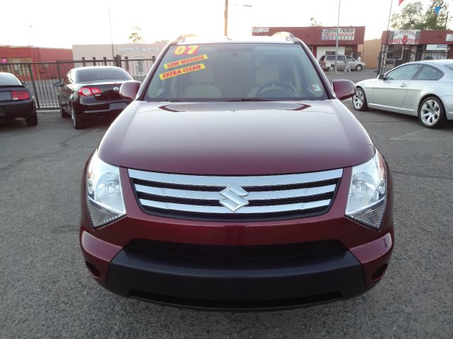 2007 Suzuki XL-7 5d Wagon SE w/XM 2WD