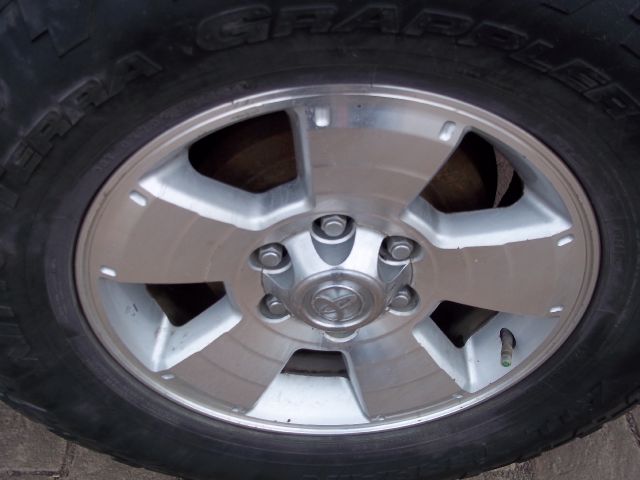 1997 Toyota 4Runner LT Pickup 4D 8 Ft