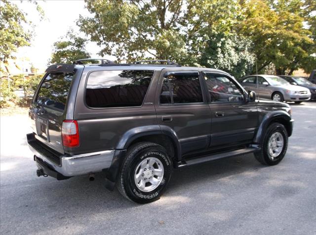 1998 Toyota 4Runner With Navigation AWD Sedan