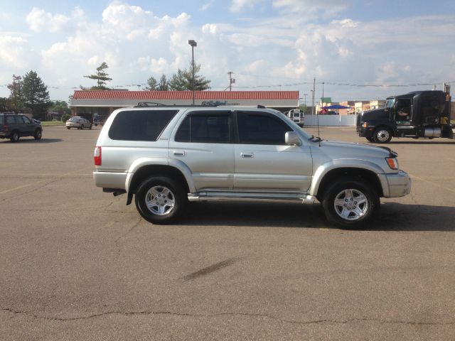 1999 Toyota 4Runner Super