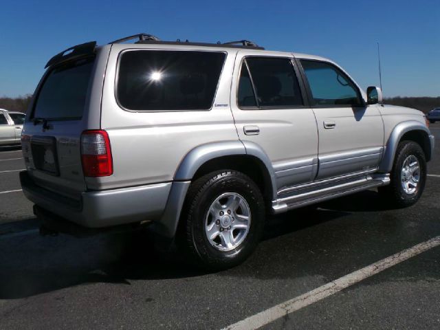 2000 Toyota 4Runner 1500 Sport SLT Topper4x2 One Owner