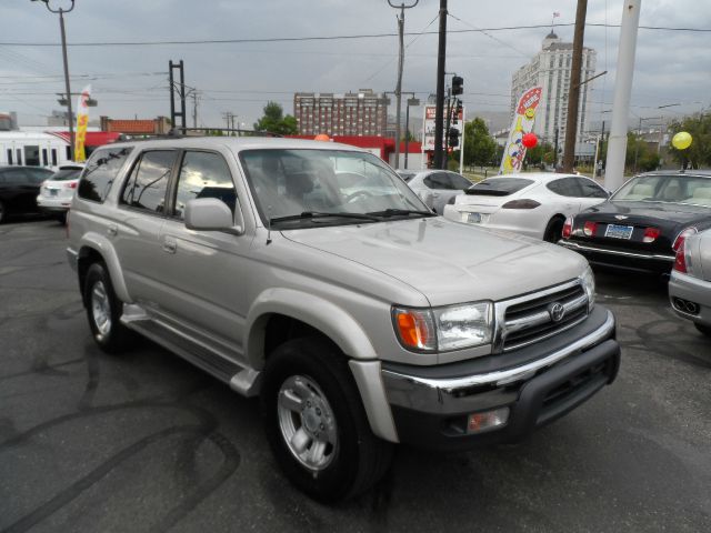 2000 Toyota 4Runner I Limited