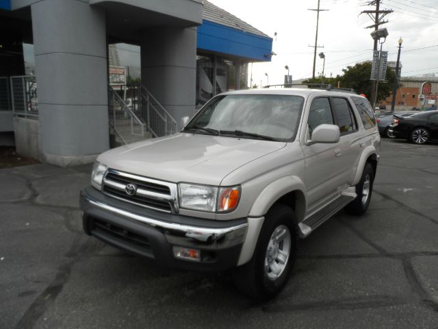 2000 Toyota 4Runner I Limited