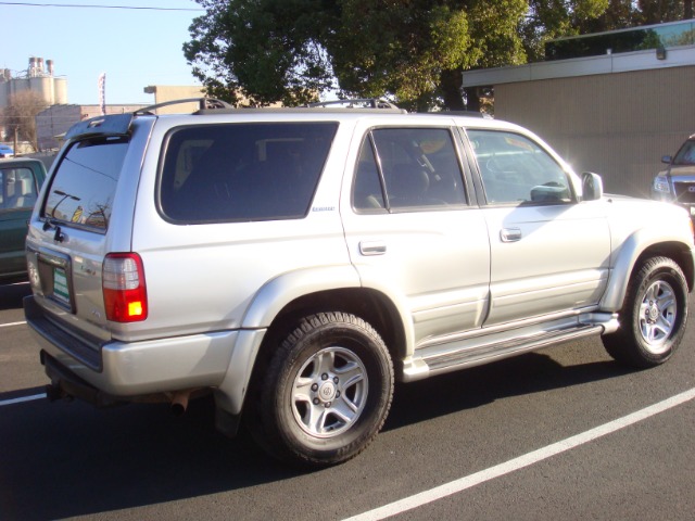 2000 Toyota 4Runner SLT 25
