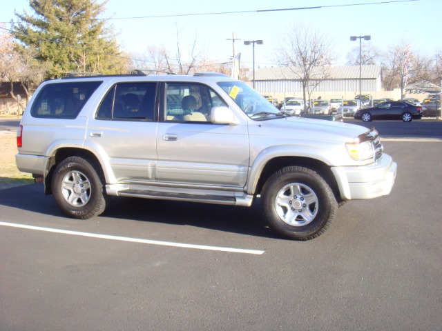 2000 Toyota 4Runner SLT 25