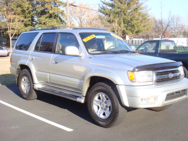 2000 Toyota 4Runner SLT 25