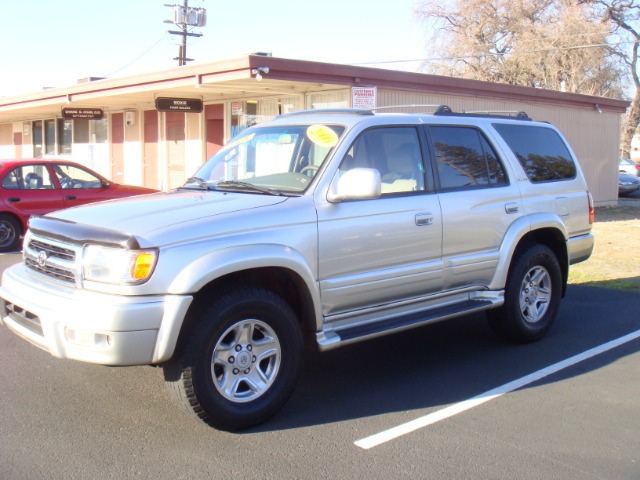 2000 Toyota 4Runner SLT 25