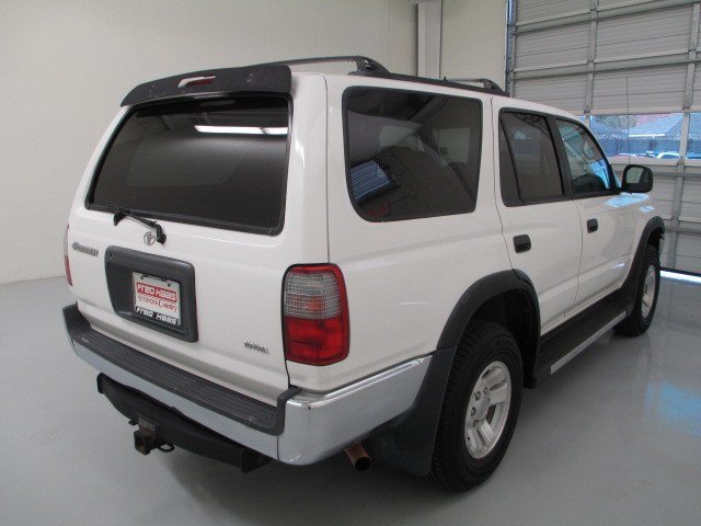 2000 Toyota 4Runner Base