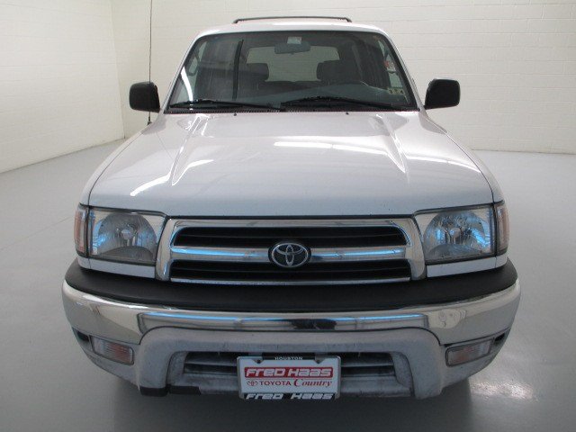 2000 Toyota 4Runner Base