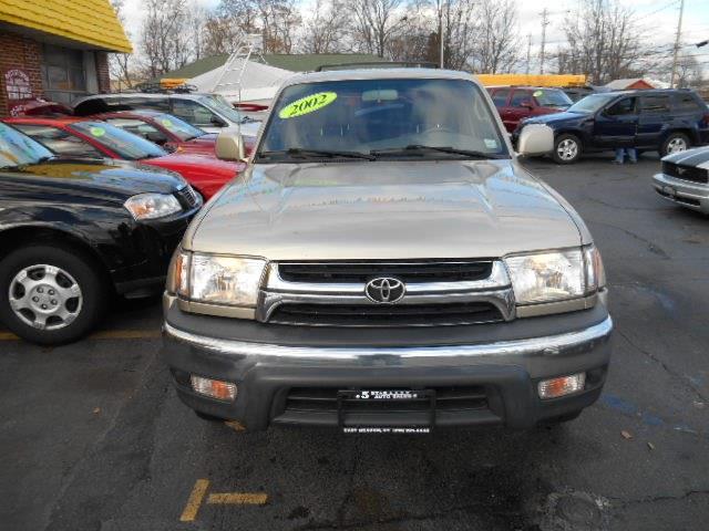 2002 Toyota 4Runner 2.5i All-wheel Drive With Locking Differential