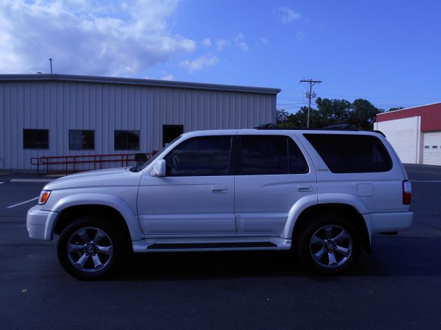 2002 Toyota 4Runner Super