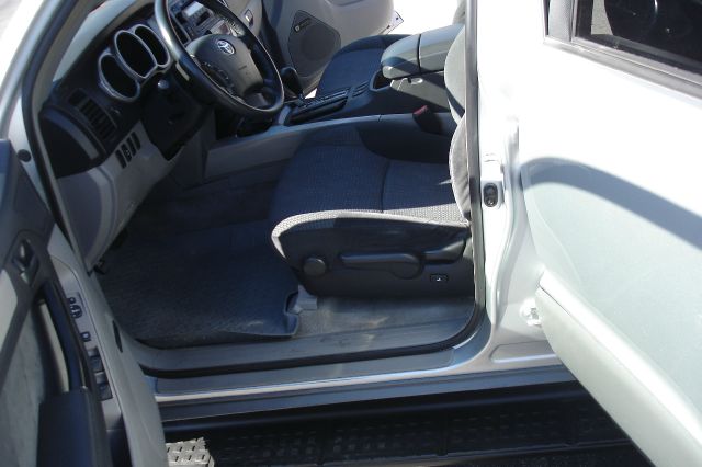 2003 Toyota 4Runner Elk Conversion Van