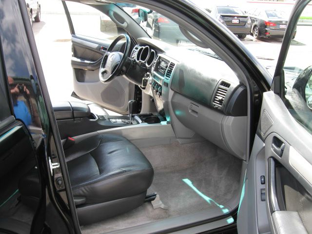 2004 Toyota 4Runner DOWN 4.9 WAC