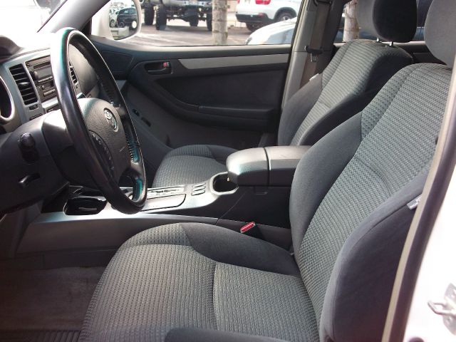 2004 Toyota 4Runner DOWN 4.9 WAC