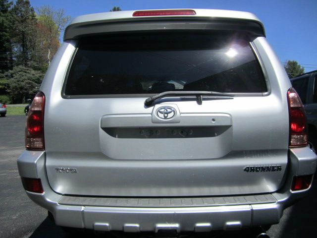 2005 Toyota 4Runner Turbo Sedan