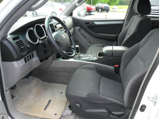 2005 Toyota 4Runner Ram3500 Dually