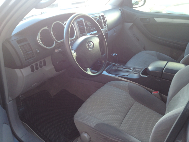 2005 Toyota 4Runner F150 Regular Cab XLT Pickup 4D 8 Ft