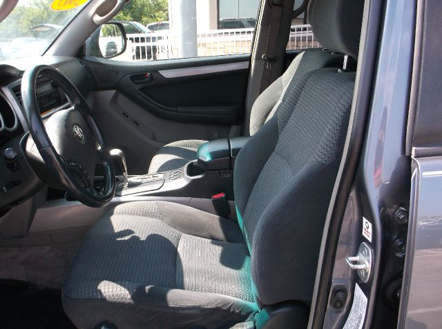 2005 Toyota 4Runner Unknown