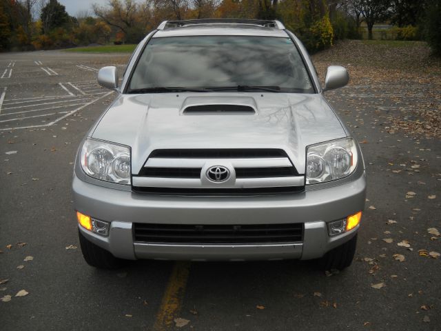 2005 Toyota 4Runner GL I4 Manual