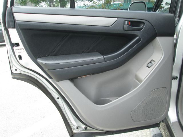 2006 Toyota 4Runner Reg Cab FLAT BED