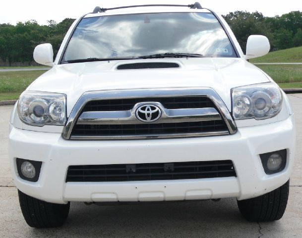 2006 Toyota 4Runner LTZ, DVD, NAV, SUN Roof, Loade