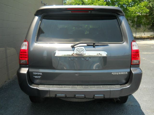 2007 Toyota 4Runner LTZ, DVD, NAV, SUN Roof, Loade