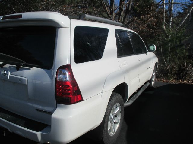2007 Toyota 4Runner Ram3500 Dually