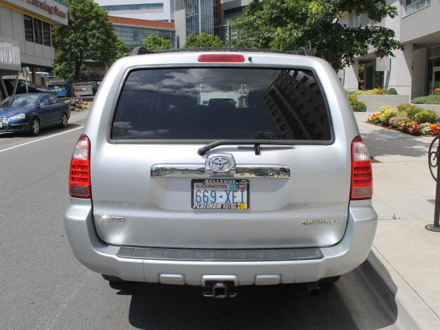 2008 Toyota 4Runner LT Pickup 4D 8 Ft