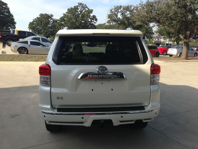 2010 Toyota 4Runner SLE 8ft Bed