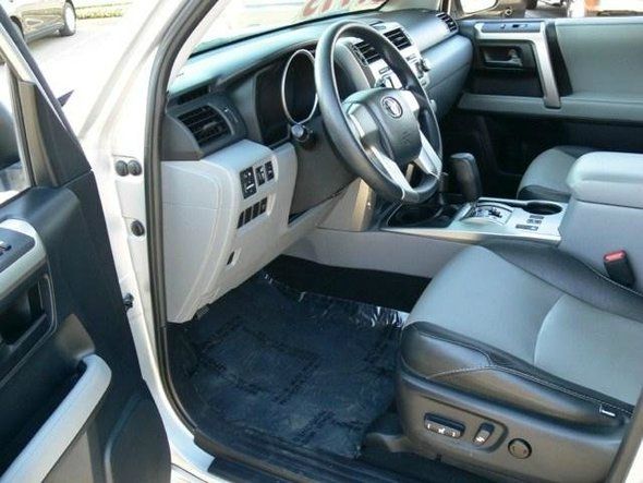 2010 Toyota 4Runner 3.2 Quattro Navigation