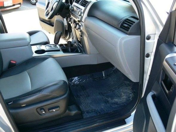 2010 Toyota 4Runner 3.2 Quattro Navigation